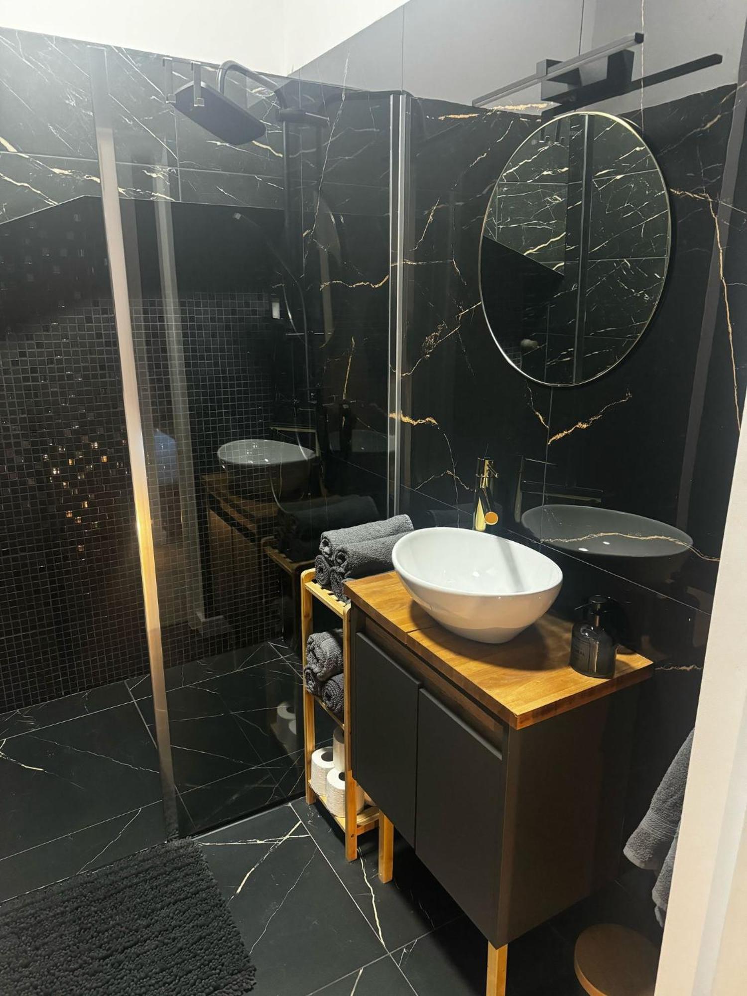 Apartament Przy Rynku Jelenia Gora Dış mekan fotoğraf
